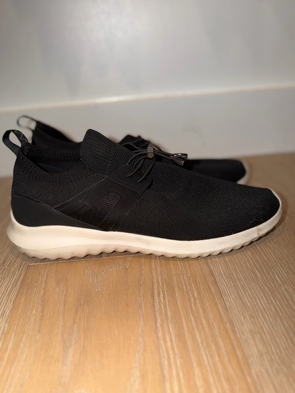 Men's Black Slip-On Knit Athletic Sneakers